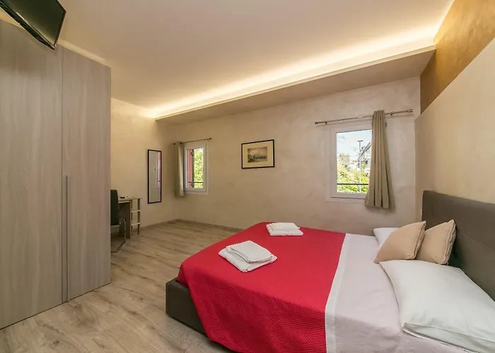 Red Lion Guest House